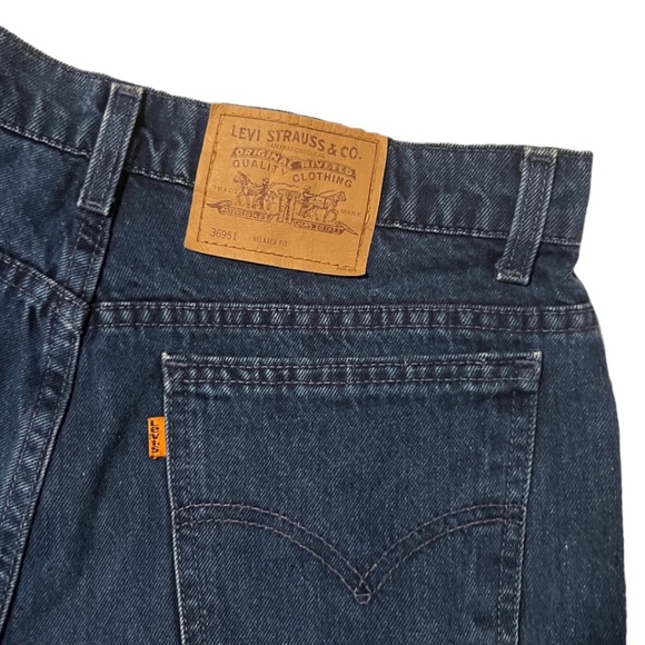 VTG LEVI'S ORANGE TAB Shorts - Picture 1 of 2